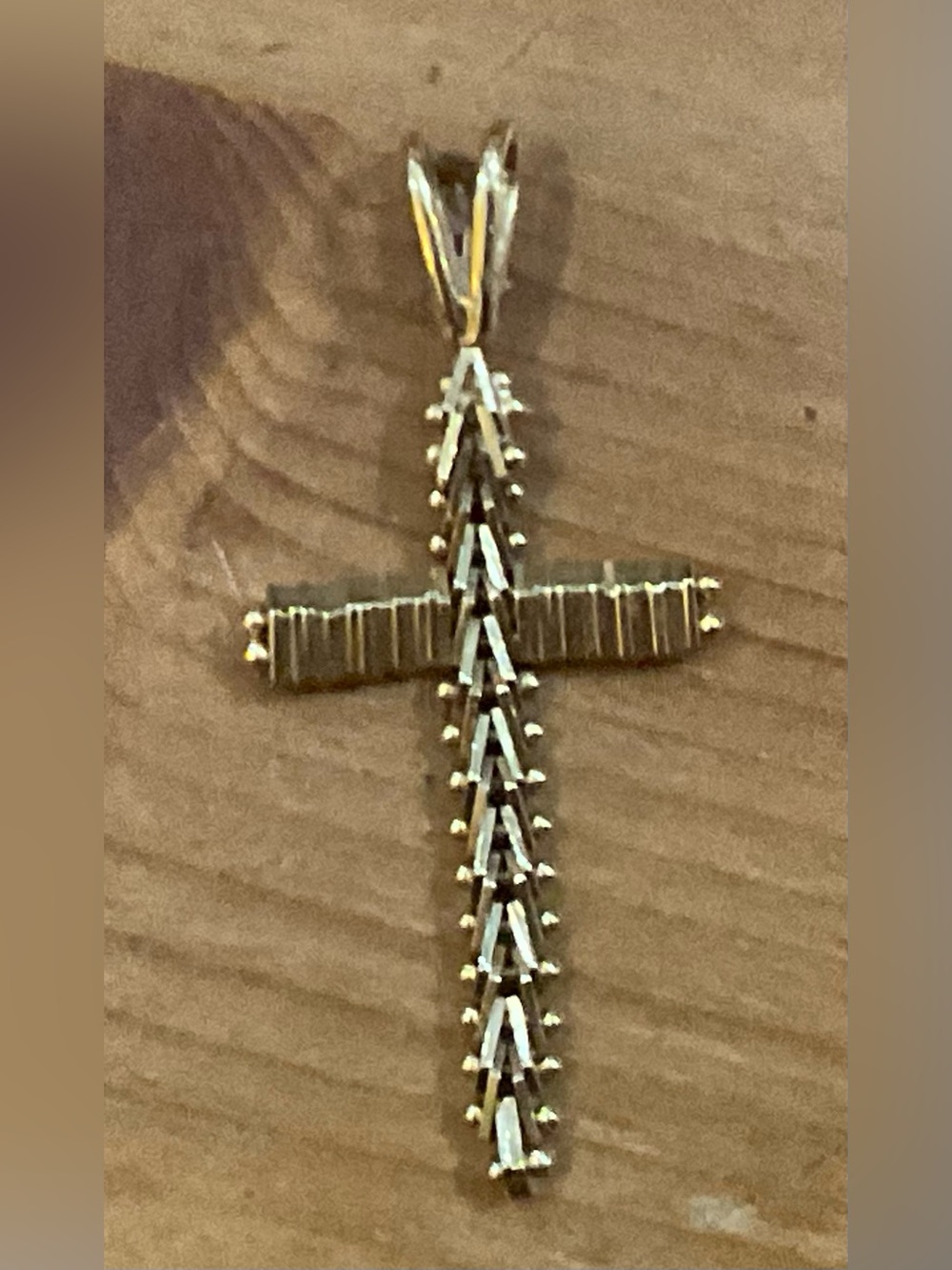 Vintage: 14k. Gold flexible,bendable  one and half inches cross cross/pendant.